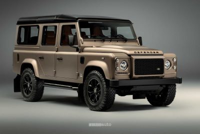 Land Rover Classic Defender V8 livrea Petra Copper