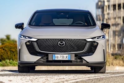 Mazda 6e frontale