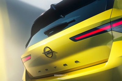 Nuova Opel Astra portellone posteriore
