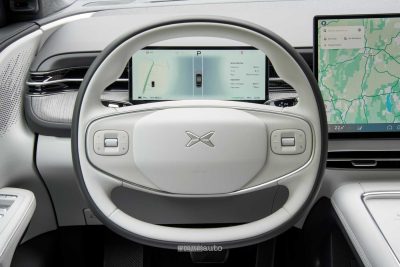 Xpeng G6 2026 volante ,display quadro strumenti