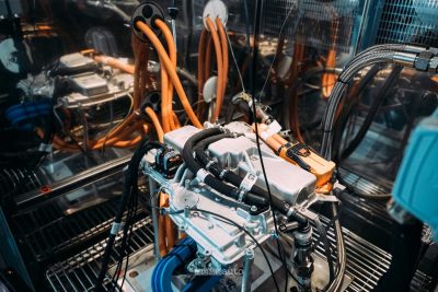 Test sul banco inverter della BMW M3 elettrica M Neue Klasse