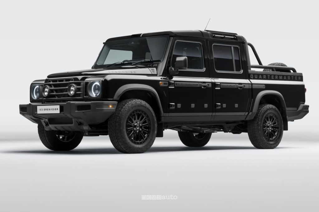 Ineos Grenadier Quartermaster pick-up Black Edition anteriore 3/4
