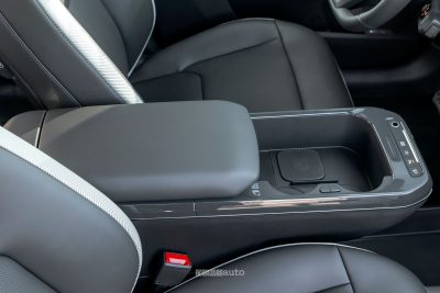Kia EV5 GT Line bracciolo centrale