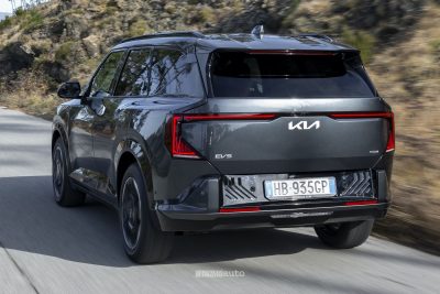 Kia EV5 GT Line su strada