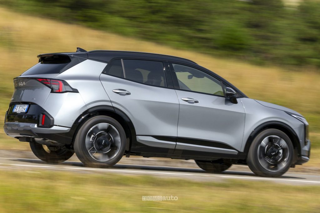 Kia Sportage GT Line su strada