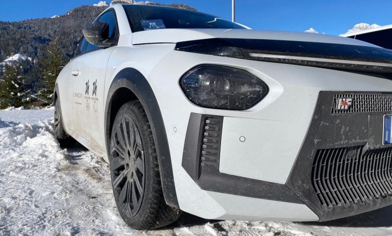 Pneumatici Pirelli Cinturato Winter 2 su Lancia Ypsilon HF nella neve di Milano-Cortina 2026