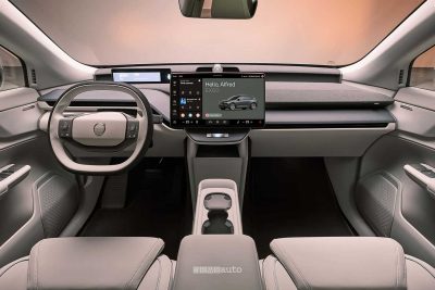 Nuova Volvo EX60 plancia abitacolo