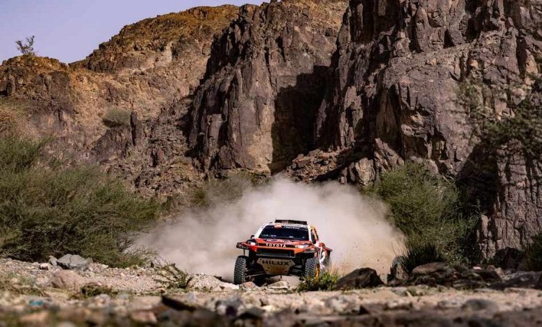 Toby Price su Toyota GR Hilux T1+