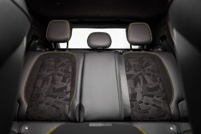 Abarth 600e Competizione Milano Cortina sedili posteriori