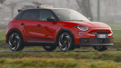 Abarth 600e Competizione Milano Cortina su strada