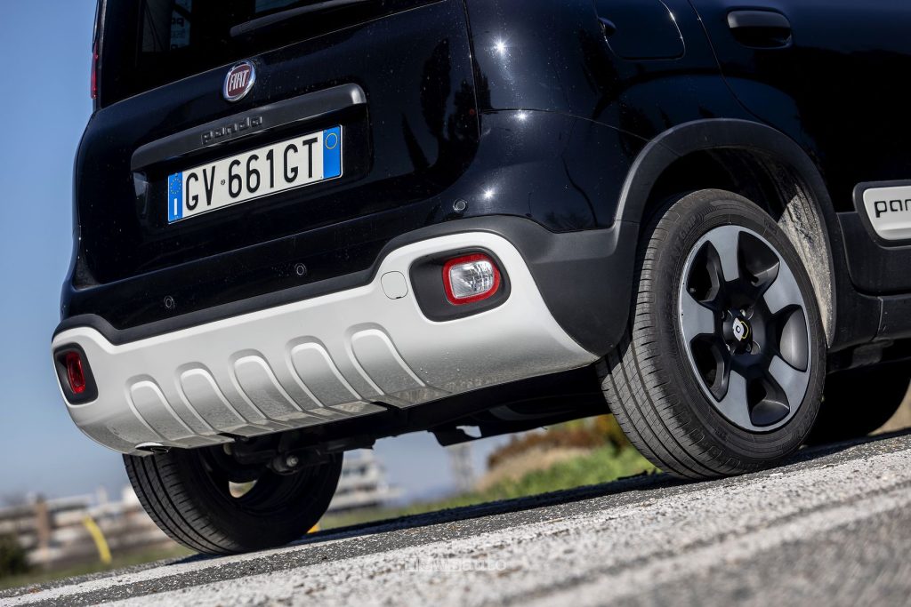 Fiat Pandina Hybrid paraurti posteriore