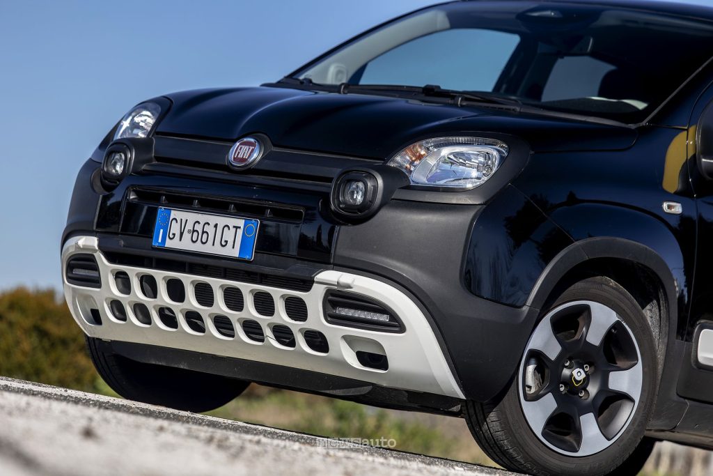 Fiat Pandina Hybrid paraurti anteriore