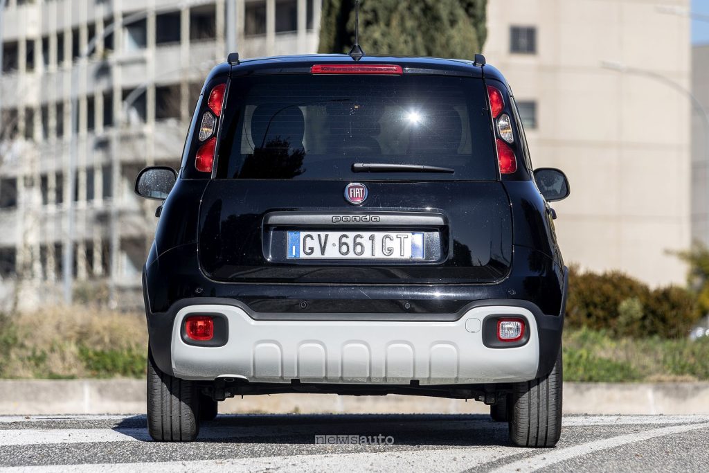 Fiat Pandina Hybrid posteriore