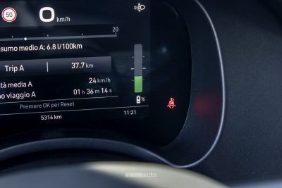 Fiat Pandina Hybrid info ricarica della batteria sul display del quadro strumenti