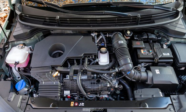 Kia Stonic 2026 vano motore