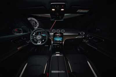 Mercedes-AMG GLC 53 4MATIC+ Coupé plancia abitacolo