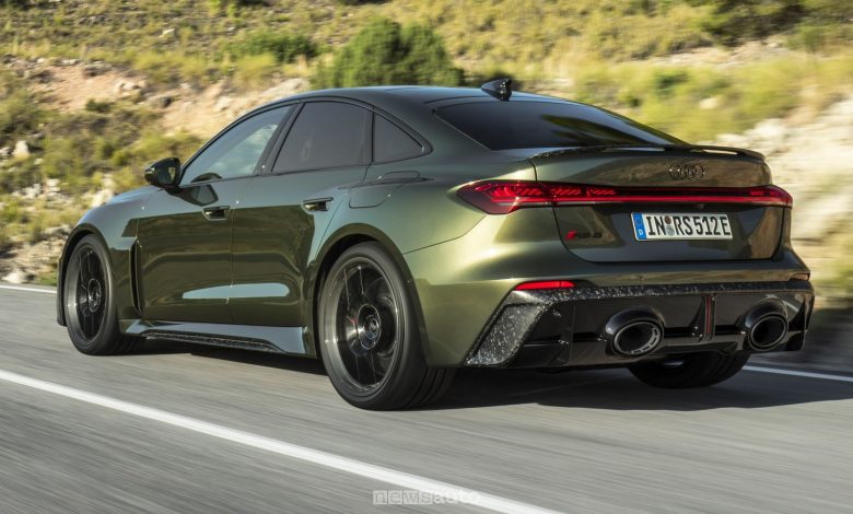 Audi RS 5 Sedan su strada