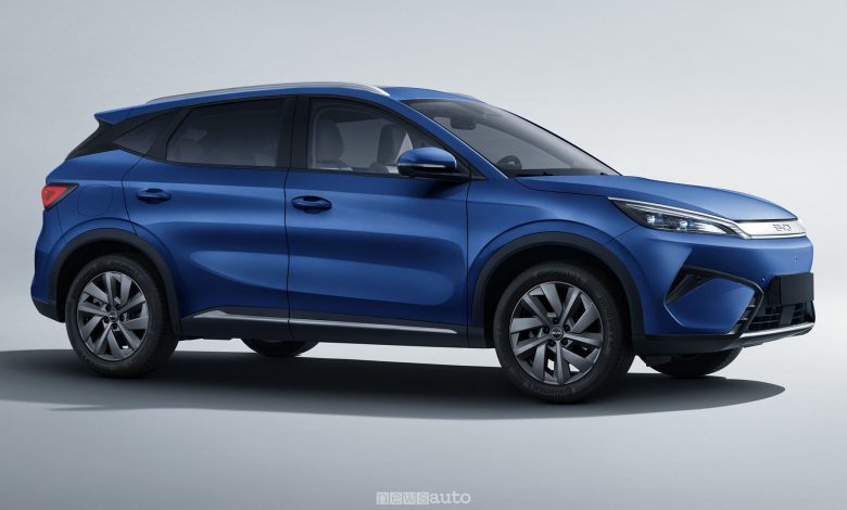 BYD Atto 3 Evo anteriore 3/4