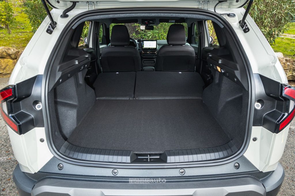 Nuova Dacia Duster hybrid-G 150 4x4 bagagliaio