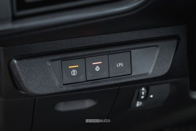 Nuova Dacia Sandero Stepway pulsante commutatore GPL
