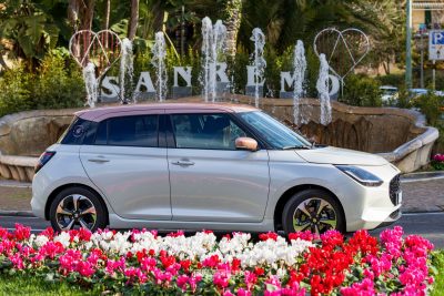 Suzuki Swift Sakura su strada a Sanremo