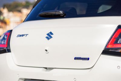 Suzuki Swift Sakura telecamere portellone posteriore