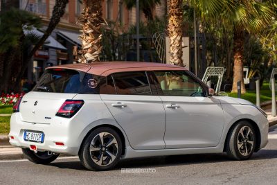 Suzuki Swift Sakura su strada a Sanremo