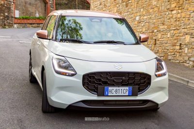 Suzuki Swift Sakura su strada a Sanremo