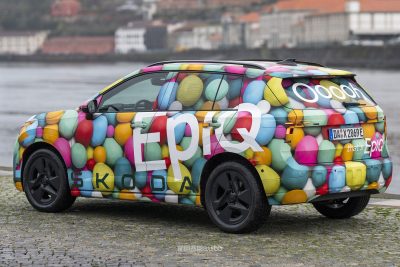Skoda Epiq livrea “camouflage” posteriore 3/4