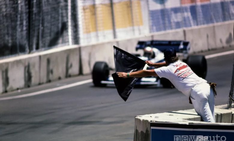 significato bandiere-nera nel motorsport