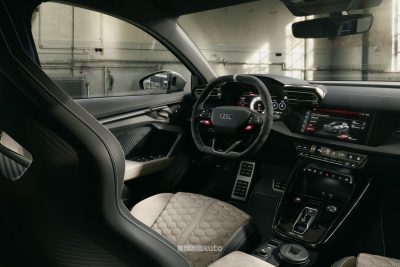 Audi RS 3 Sportback competition limited plancia abitacolo