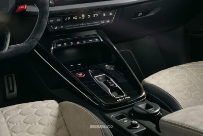 Audi RS 3 Sportback competition limited comandi console centrale