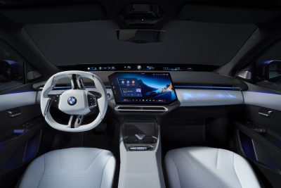BMW i3 50 xDrive plancia abitacolo