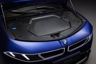 BMW i3 50 xDrive frunk anteriore
