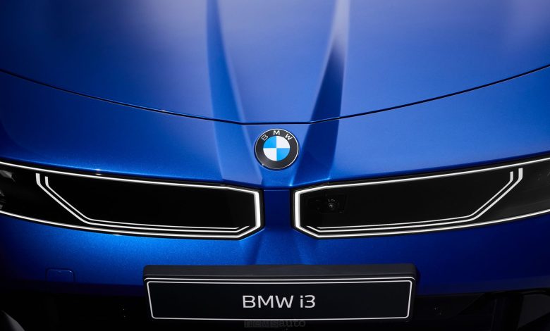 BMW i3 50 xDrive telecamera griglia anteriore