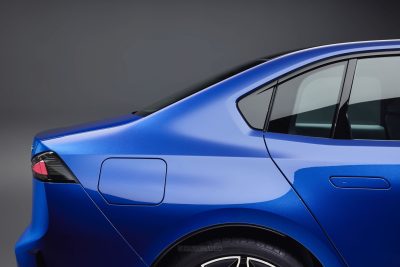 BMW i3 50 xDrive montante posteriore