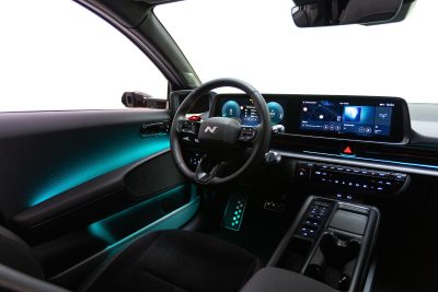 Hyundai Ioniq 6 N Line plancia abitacolo