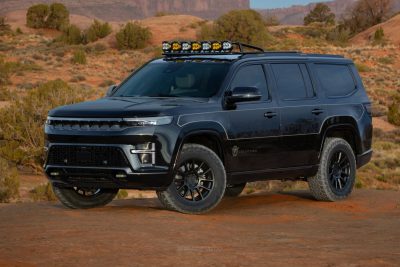 Jeep Grand Wagoneer Commander Concept