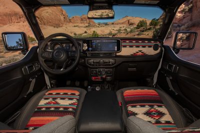 L'abitacolo della Jeep Wrangler Laredo Concept
