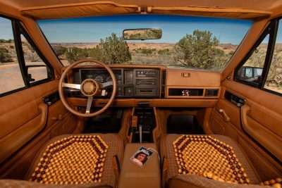 Abitacolo della Jeep Wrangler XJ Pioneer Concept