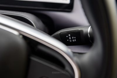 Leapmotor B10 REEV Hybrid leva del cambio al volante