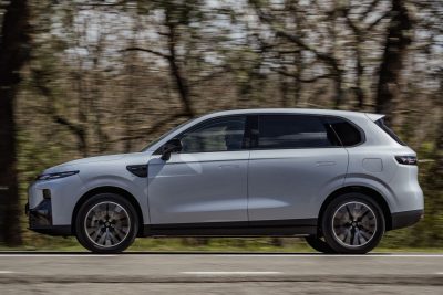 Leapmotor B10 REEV Hybrid su strada