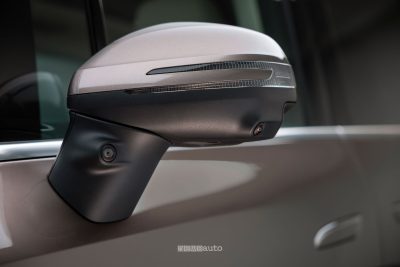 Mercedes-Benz VLE telecamere nello specchietto laterale