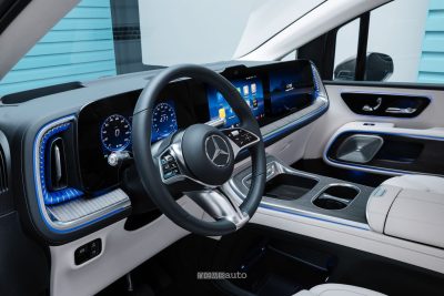 Mercedes-Benz VLE plancia abitacolo