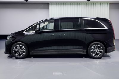 Mercedes-Benz VLE laterale