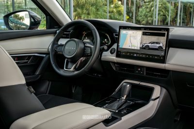 Mazda CX-5 Homura plancia abitacolo