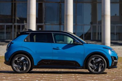 Nuova Nissan Micra laterale
