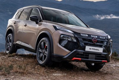 Nuova Nissan X-Trail N‑Trek anteriore 3/4