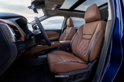 Nuova Nissan X-Trail Tekna sedili anteriori