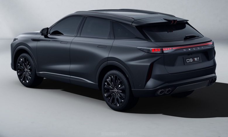 Omoda 9 SHS-P Black Knight Edition posteriore 3/4